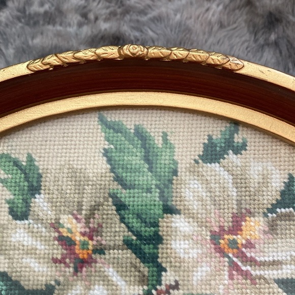 Vintage Needlework flowers in golden worked wood frame - Picture 7 of 16